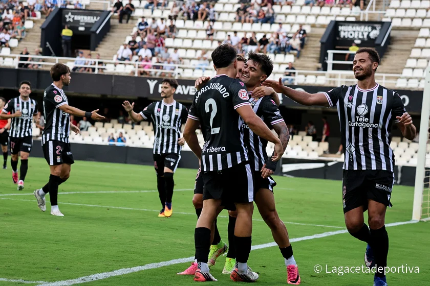 FC CARTAGENA VS AGUILAS-32